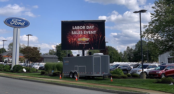 outdoor LED video trailer advertising